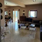 Sundance - Fabulous & Large 4-bedroom Private Σύβοτα