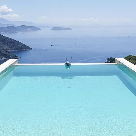 Sundance - Fabulous & Large 4-bedroom Private Sivota (Lefkada)