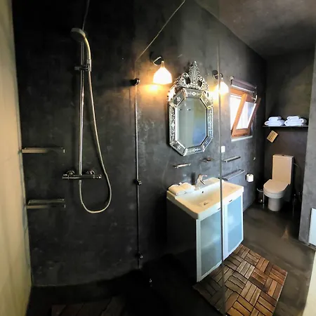 Vilă Sundance - Fabulous & Large 4-bedroom Private *