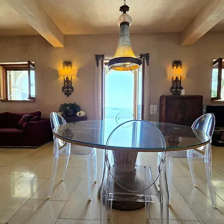 Vilă Sundance - Fabulous & Large 4-bedroom Private *