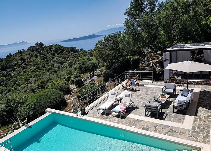 Villa Sundance - Fabulous & Large 4-bedroom Private *