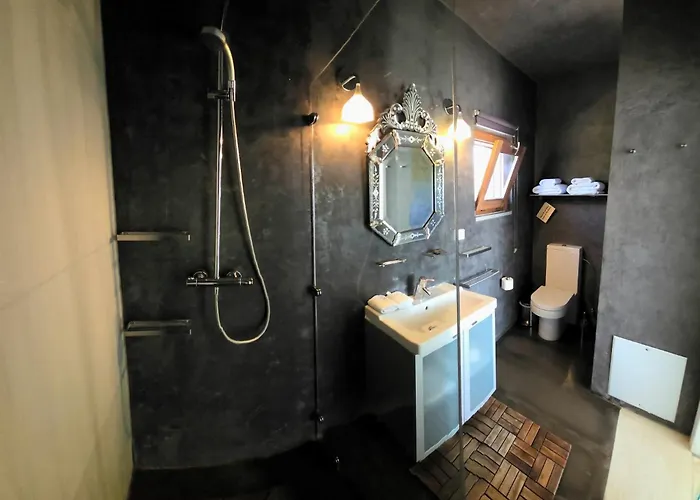 Villa Sundance - Fabulous & Large 4-bedroom Private *