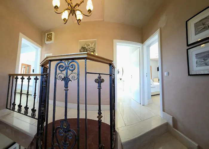 Sundance - Fabulous & Large 4-bedroom Private Villa Sivota
